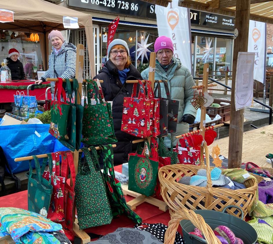 Handicrafts at our stalls